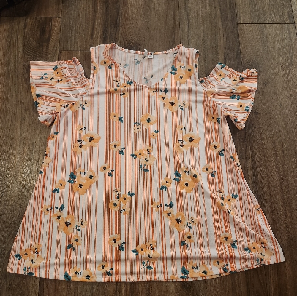 Elle White and Orange Striped with Floral Design‎ Top